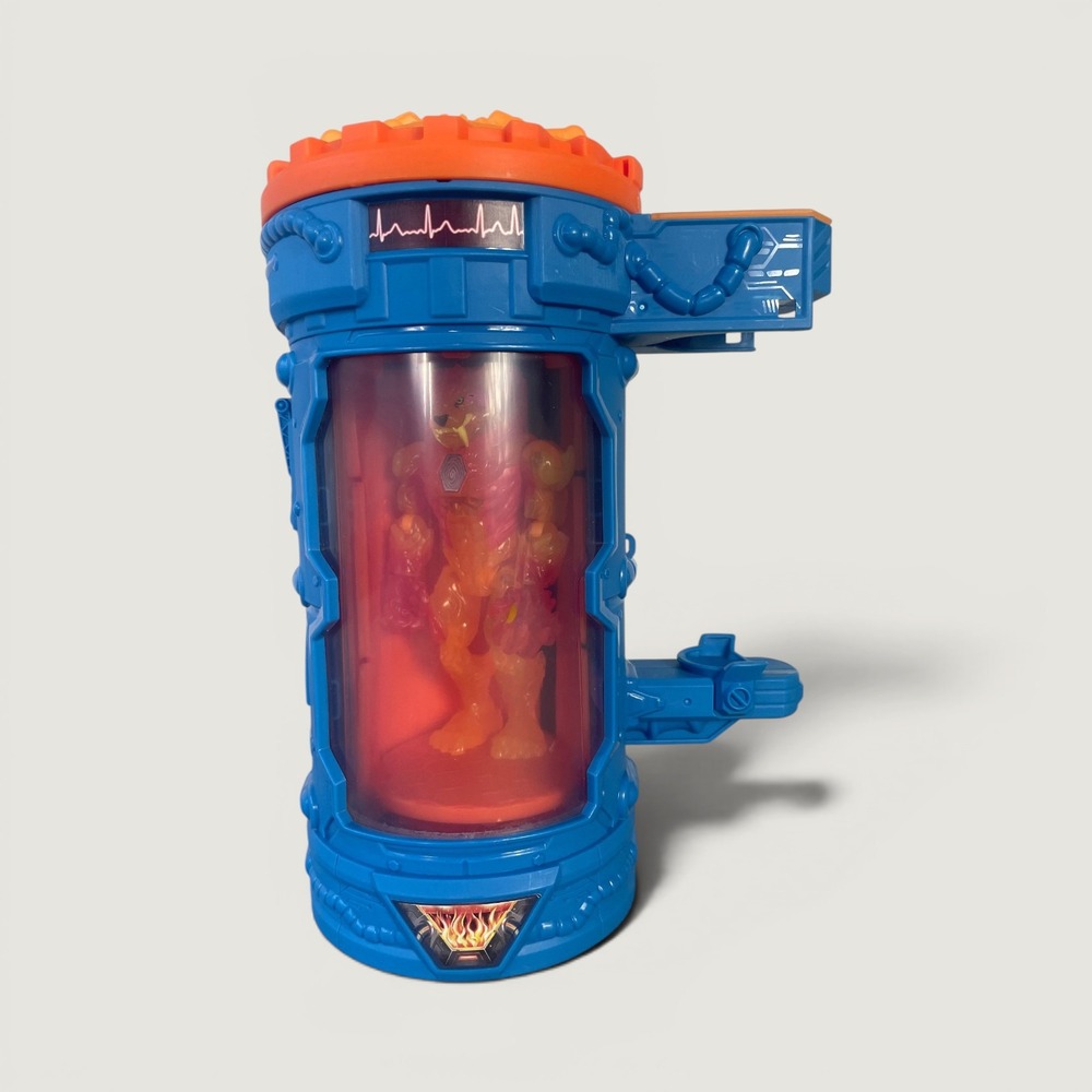 Moose Toys Beast Lab Shark Creator Bio-Mist Experiment Playset Blue Orange